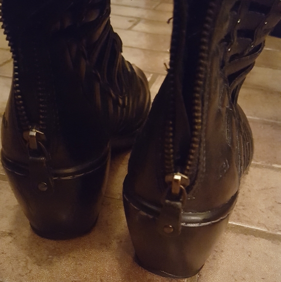 3/10$💝Booties - Picture 3 of 3